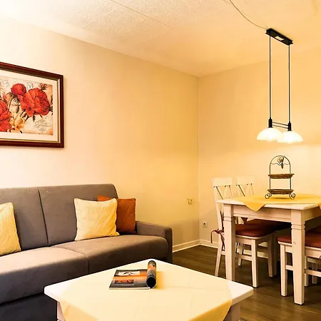 Bohn 'austernfischer', Mittelstrasse Apartment *