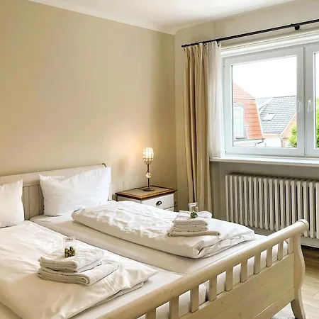 Bohn 'austernfischer', Mittelstraße Apartment